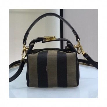 Fendi 2020 Tote Shoulder Bag ,16CM - 펜디 2020 토트 숄더백  FENB0523,16CM,브라운(브라운스트랩)