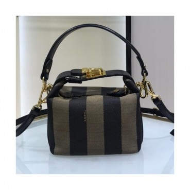 Fendi 2020 Tote Shoulder Bag ,16CM - 펜디 2020 토트 숄더백  FENB0522,16CM,브라운(블랙스트랩)