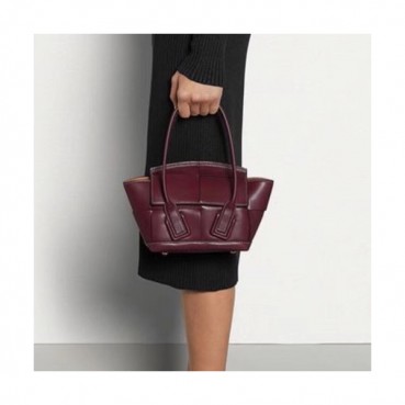Bottega Veneta 2019 Arco Mini Tote Shoulder Bag,17.5cm - 보테가 베네타 2019 아르코 미니 토트 숄더백, 600606,BVB0525,17.5cm,와인
