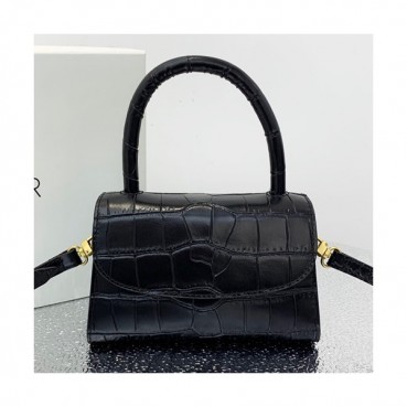 By Far 2019 Leather Tote Shoulder Bag,17cm - 바이 파 2019 레더 토트 숄더백 BYFB0023,17cm,블랙