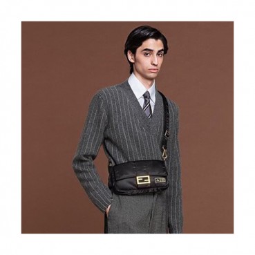 Fendi 2019 Baguette Nylon Hip Sack / Tote Shoulder Bag, 26cm - 펜디 2019 바게트 남여공용 나일론 힙색 / 토트 숄더백,FENB0487,26cm,블랙