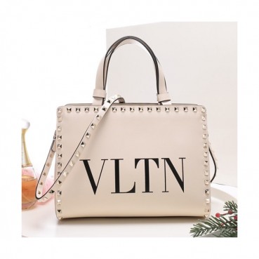 Valentino 2019 Leather Garavani Rockstud Tote Shoudler Bag,26CM - 발렌티노 2019 레더 가라바니 락스터드 토트 숄더백, VTB0716,26CM,아이보리