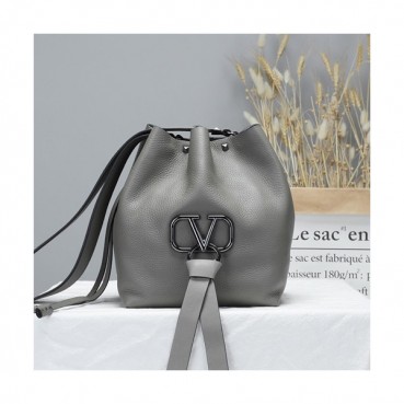 Valentino 2019 V-ring Leather Bucket Tote Shoudler Bag,22CM 