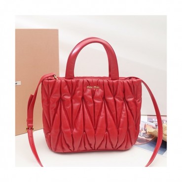MiuMiu 2019 Matelasse Tote Shoulder Bag,24cm - 미우미우 2019 마틀라세 토트 숄더백,5BG061, MIUB0358, 24cm,레드