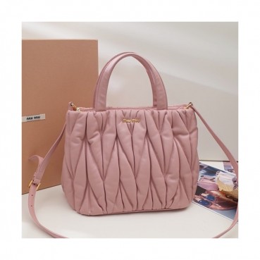 MiuMiu 2019 Matelasse Tote Shoulder Bag,24cm - 미우미우 2019 마틀라세 토트 숄더백,5BG061, MIUB0356, 24cm,핑크