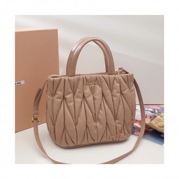 MiuMiu 2019 Matelasse Tote Shoulder Bag,24cm - 미우미우 2019 마틀라세 토트 숄더백,5BG061, MIUB0355, 24cm,베이지핑크