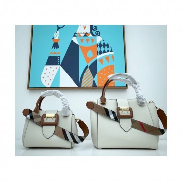 Burberry 2019 Leather Buckle Tote Shoulder Bag, 24/30cm - 버버리 2019 레더 버클 토트 숄더백,BURB0102,24/30cm,화이트