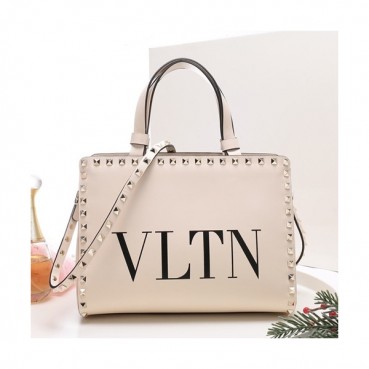 [러블리 봄신상]Valentino 2019 Leather VLTN Garavani Rockstud Tote Shoudler Bag,26CM - 발렌티노 2019 레더 VLTN 가라바니 락스터드 토트 숄더백,VTB0215,26CM,아이보리