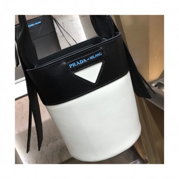 Prada 2019 Leather Mini Bucket Tote Shoulder Bag,20cm - 프라다 2019 레더 미니 버킷 토트 숄더백 ,1BE015