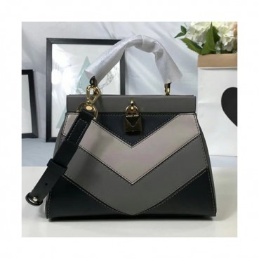 Michael Kors Leather Gramercy Frame Tote Shoulder Bag,22CM - 마이클 코어스 레더 그래머시 프레임 토트 숄더백 ,MKB0108, 22CM,블랙