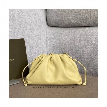 Bottega Veneta 2020 The Pouch Bag / Shoulder Bag,22cm - 보테가 베네타 2020 더 파우치 백 / 숄더백, 585852,BVB0533,22cm,옐로우베이지