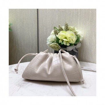 Bottega Veneta 2019 The Pouch Bag / Shoulder Bag,22cm - 보테가 베네타 2019 더 파우치 백 / 숄더백,BVB0442,22cm,화이트