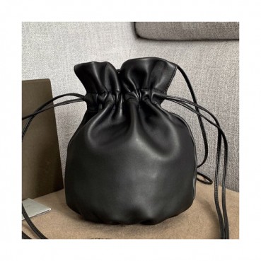 Bottega Veneta 2019 Pouch Bag / Bucket Shoulder Cross Bag,20cm - 보테가 베네타 2019 파우치 백 / 버킷 숄더 크로스백, 583774,BVB0322,20cm,블랙