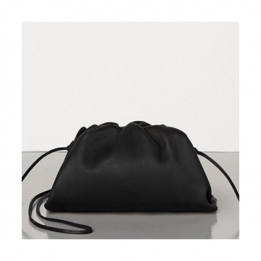 Bottega Veneta 2019 The Pouch Bag / Shoulder Bag,22cm - 보테가 베네타 2019 더 파우치 백 / 숄더백, 585852,BVB0242,22cm,블랙