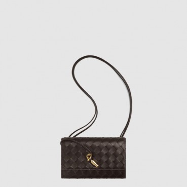 보테가 베네타 여성 안디아모 파우치 - Bottega veneta Womens Andiamo Pouch 