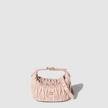 미우미우 여성 마테라쎄 나파 가죽 파우치 - Miumiu Womens Matelasse Nappa Leather Pouch 