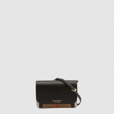 버버리 여성 뉴 햄프셔 하우스 체크 크로스백 - Burberry Womens New Hampshire House Check Crossbody Bag 