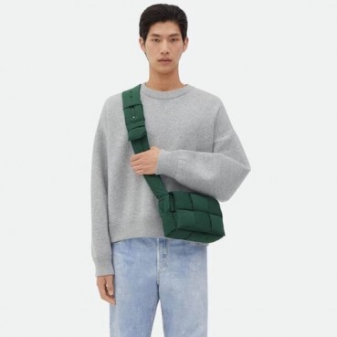 보테가베네타 남/녀 스몰 패디드 테크 카세트 - Bottega veneta Unisex Small Padded Tech Cassette 