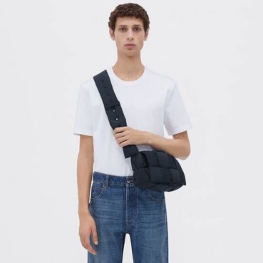 보테가베네타 남성 카세트 백 - Bottega veneta Mens Cassette Bag 