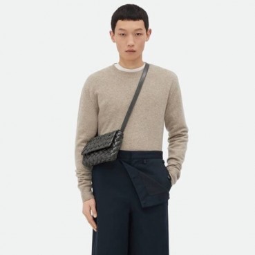 보테가베네타 남/녀 럼플 메신저 백 - Bottega veneta Unisex Rumple Bag 