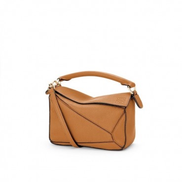 로에베 여성 카멜 퍼즐백 - Loewe Womens Camel Puzzle Bag 