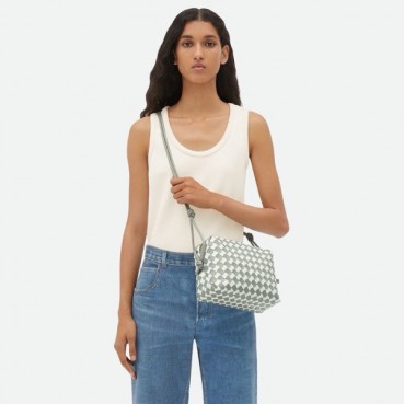 보테가 베네타 여성 그레이 크로스 백 - Bottega Veneta Womens Cross Bag 