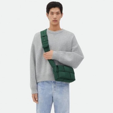 보테가 베네타 남/녀 그린 크로스백 - Bottega Veneta Unisex Green Cross Bag 