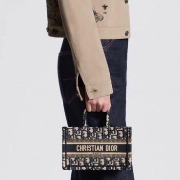 디올 여성 네이비 미니 북토트 - Dior Womens Navy Mini Book Tote 