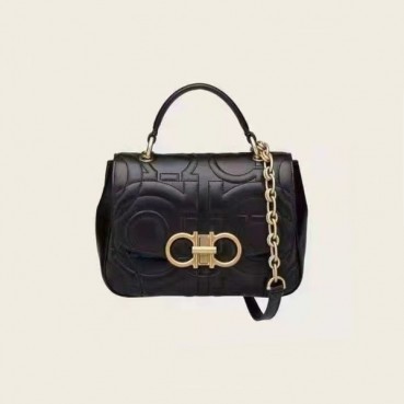페라가모 여성 블랙 크로스백 - Ferragamo Womens Black Cross Bag 