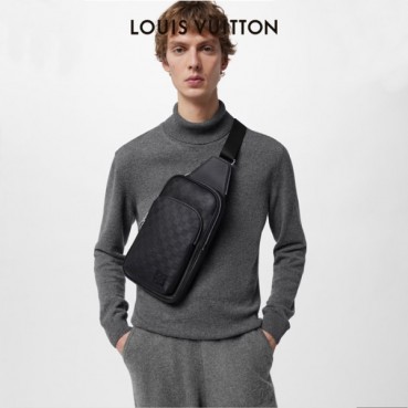 루이비통 남성 블랙 크로스백 - Louis Vuitton Mens Black Cross Bag 