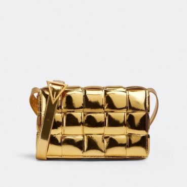 보테가베네타 남/녀 골드 카세트백 - Bottaga Veneta Unisex Gold Cassette Bag 