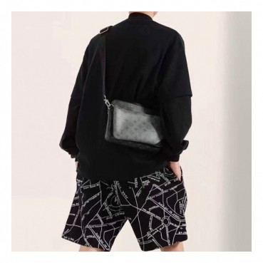 루이비통 남성 그레이 크로스백 - Louis vuitton Mens Gray Cross Bag 