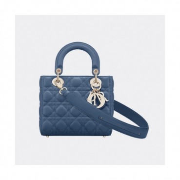 디올  여성 클래식 레이디백 Size(20cm) 블루 - Dior   Women's Classic Lady