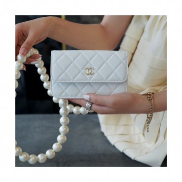 [올 여름 신상]Chanel 2021 Women's Pearl Chain Leather Cross Bag,15.5cm,CHAB1703 - 샤넬 2021 여성용 펄 체인 레더 크로스백,15.5cm,화이트