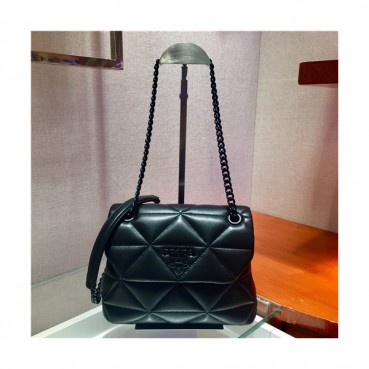 [유니크&트랜디한]Prada 2021 Women's Leather Cross Bag,22cm,1BD233,PRAB0360 - 프라다 2021 여성용 레더 크로스백,22cm,블랙