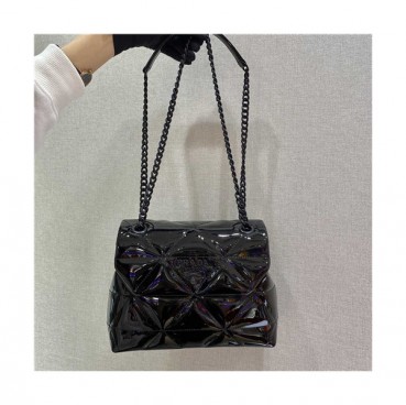 [유니크&트랜디한]Prada 2021 Women's Leather Cross Bag,22cm,1BD233,PRAB0359 - 프라다 2021 여성용 레더 크로스백,22cm,블랙