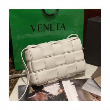 [보테가 베네타]Bottega Veneta 2020 Women's Leather Cassette Bag/Shoulder Bag 25cm - 보테가베네타 2020 여성용 레더 카세스 숄더백 25cm,,BVB0596,화이트