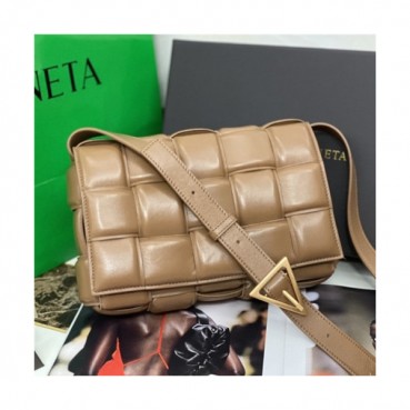 [보테가 베네타]Bottega Veneta 2020 Women's Leather Cassette Bag/Shoulder Bag 25cm - 보테가베네타 2020 여성용 레더 카세스 숄더백 25cm,,BVB0591,카키