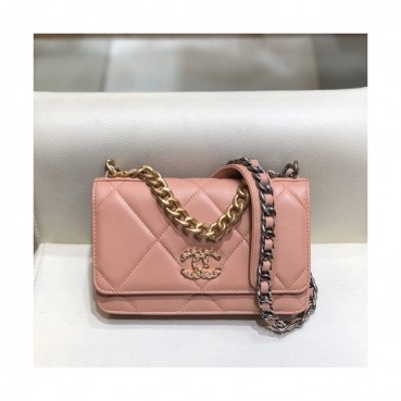 Chanel 2020 WOC Chain Cross Bag,19CM - 샤넬 2020 WOC 체인 크로스백,CHAB1411,19CM,핑크