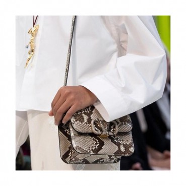 Valentino 2019 Leather Garavani Vsling Shoudler Cross Bag,18/22CM - 발렌티노 2019 레더 가라바니 브이슬링 숄더 크로스백,VTB0939,18/22CM,그레이