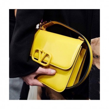 Valentino 2019 Leather Garavani Vsling Shoudler Cross Bag,18/22CM - 발렌티노 2019 레더 가라바니 브이슬링 숄더 크로스백,VTB0937,18/22CM,옐로우