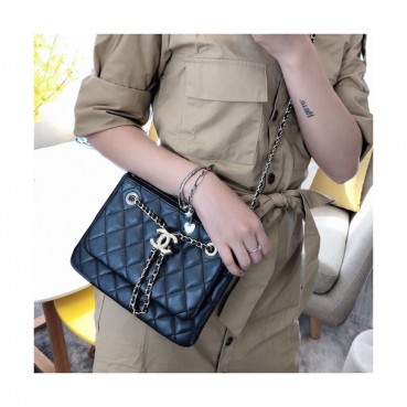 Chanel 2019 Leather Chain Shoulder Cross Bag / Clutch Bag,22.5CM - 샤넬 2019 여성용 레더 체인 숄더 크로스백,CHAB1379,22.5CM,블랙