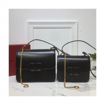 Valentino 2019 Leather Garavani Vsling Shoudler Cross Bag,18/22CM - 발렌티노 2019 레더 가라바니 브이슬링 숄더 크로스백,VTB0731,18/22CM,블랙