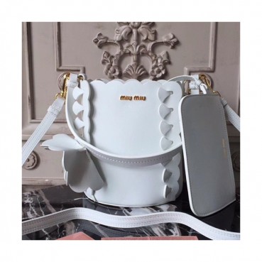 MiuMiu 2019 Bucket Shoulder Cross Bag,18cm - 미우미우 2019 버킷 숄더 크로스백,5BE012 , MIUB0348, 18cm,화이트