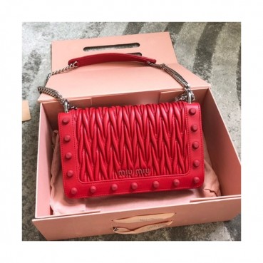 MiuMiu 2019  Matelasse  Chain Shoulder Cross Bag,22cm - 미우미우 2019 마틀라세 체인 숄더 크로스백,5BD086, MIUB0255 , 22cm,레드