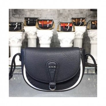 Fendi 2019 Shoulder Cross Bag ,21CM - 펜디 2019 여성용 숄더 크로스백  FENB0402,21CM,블랙
