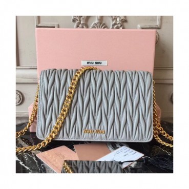 MiuMiu 2019  Matelasse  Chain Shoulder Cross Bag,18cm - 미우미우 2019 마틀라세 체인 숄더 크로스백,5BP001 , MIUB0224 , 18cm,그레이
