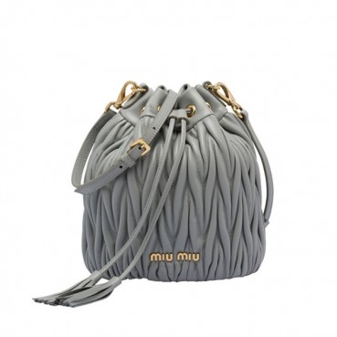 MiuMiu 2019  Matelasse Bucket Shoulder Cross Bag,18cm - 미우미우 2019 마틀라세 버킷 숄더 크로스백,5BE014, MIUB0206 , 18cm,그레이