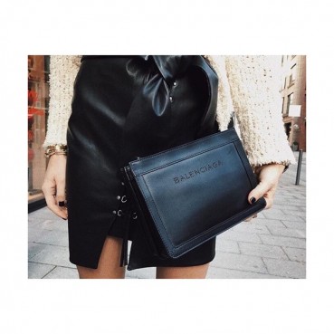 Balenciaga 2019 Leather Shoulder Cross Bag,26CM - 발렌시아가 2019 레더 숄더 크로스백,BGB0170,26CM,블랙