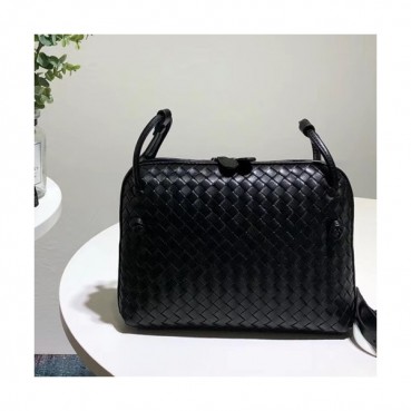 Bottega Veneta Leather Black Women Cross Bag,24cm - 보테가 베네타 레더 블랙 여성용 크로스백 4849
